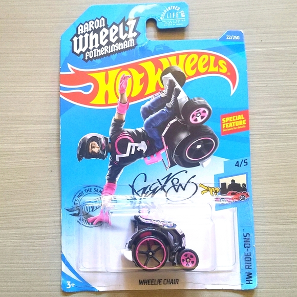 Hot Wheels Wheelie Chair Ride-On Toy – Pink & Black, 1/64 Scale, Ages 3+ - View #9